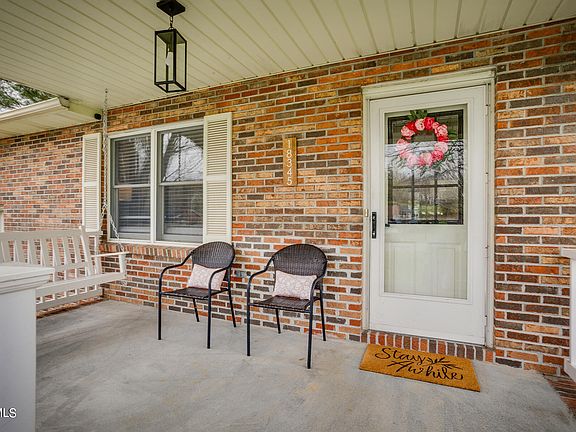 3rd image of 18345 Adare Ln