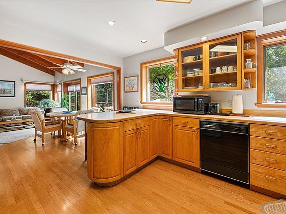 5th image of 1031 W Chena Hills Dr