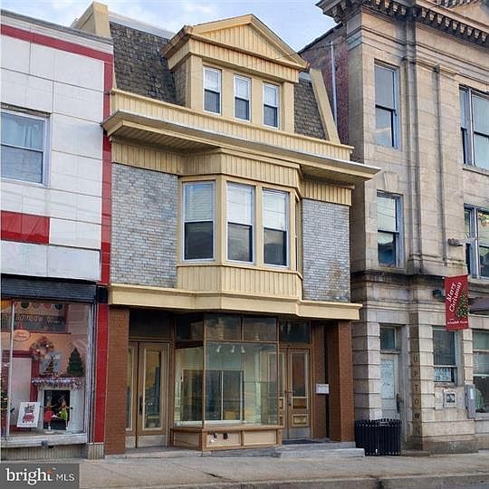 1st image of 10 E Main St #B