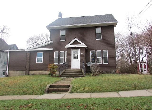 1st image of 501 E Portage Trl