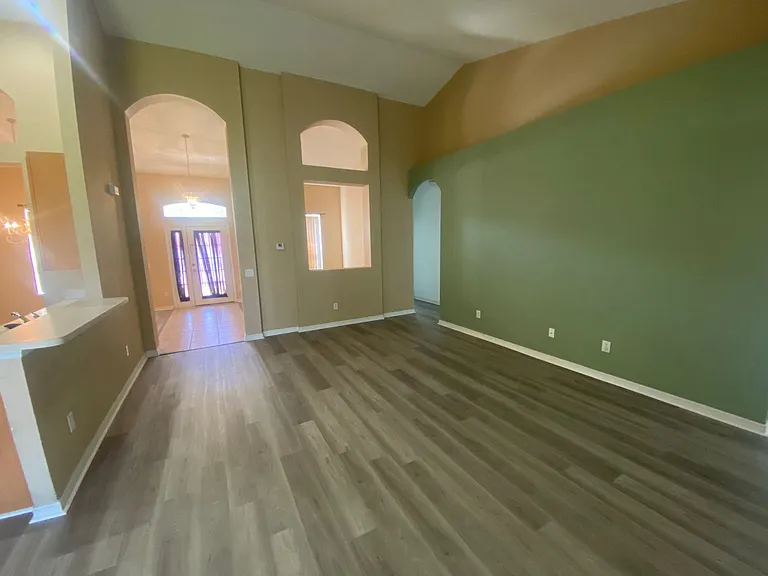 1239 Dunbrooke St — Photo 31