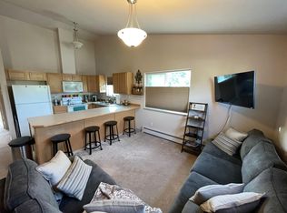 7272 Meadow St, Anchorage, AK 99507