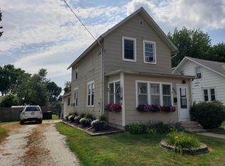 605 12th Ave, Sterling, IL 61081