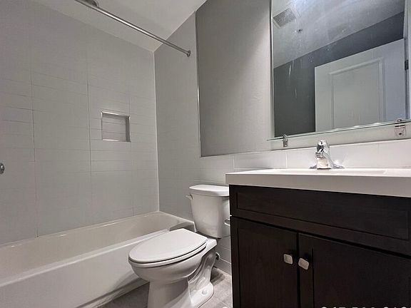 5th image of 535 N Budd St #B2b