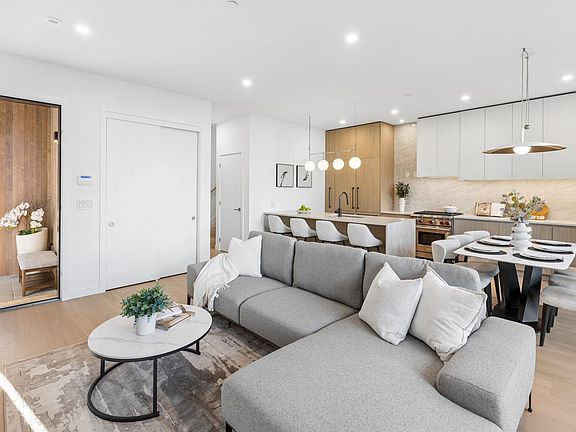 3rd image of 6040 Larch St #2