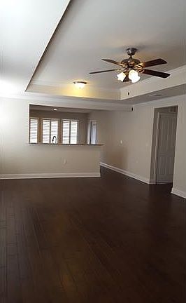3rd image of 607 Salado Creek Ln