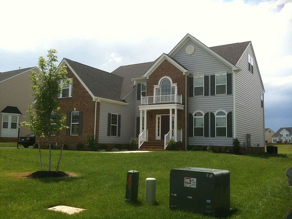 2nd image of 2120 Lindsey Gabriel Dr
