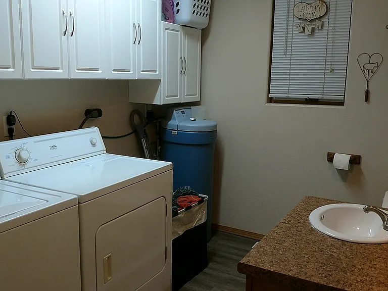 730 Thunderbird Rd — Photo 14