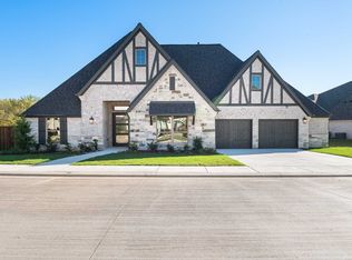 2826 Midlake Dr, Midlothian, TX 76065