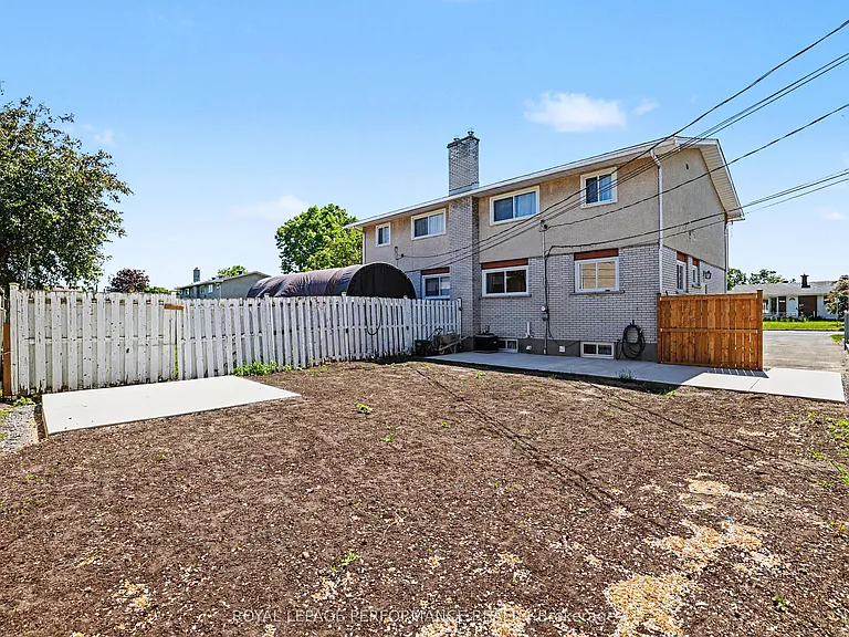 29 Aldercrest Dr — Photo 14