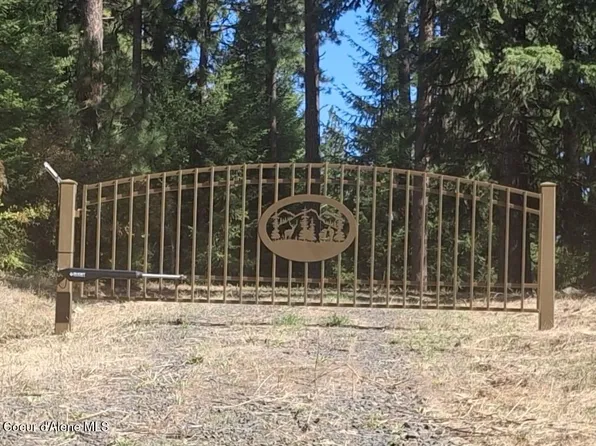 7500 W Meadowbrook Loop, Coeur D Alene, ID 83814