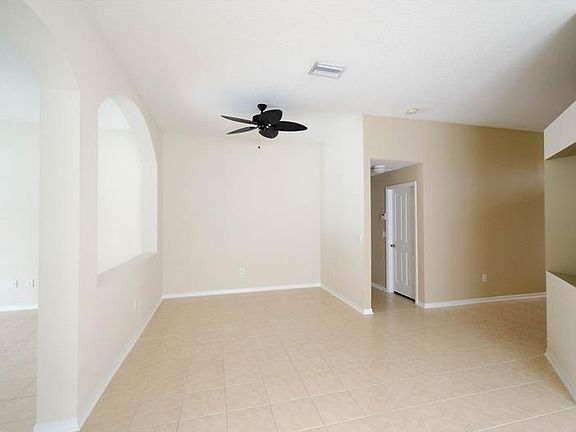 3rd image of 6846 Bluff Meadow Ct