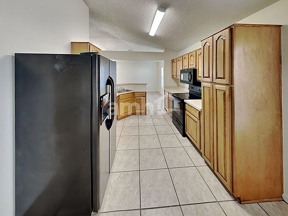 3rd image of 9172 Upstream Ct