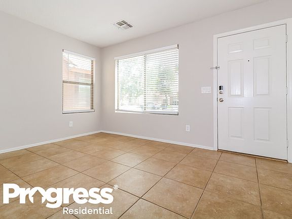 4th image of 10862 W Edgemont Ave
