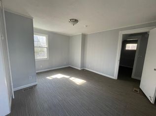 290 W 7th St APT B, Oswego, NY 13126
