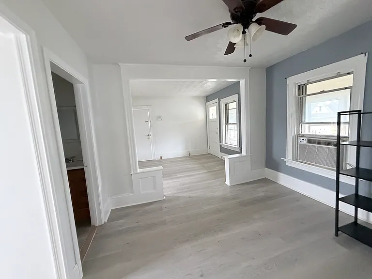 118 Chaplin St #3 — Photo 4