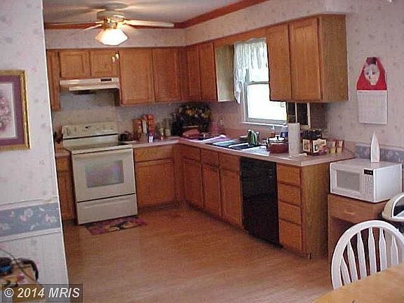 4th image of 18 Barley Corn Dr
