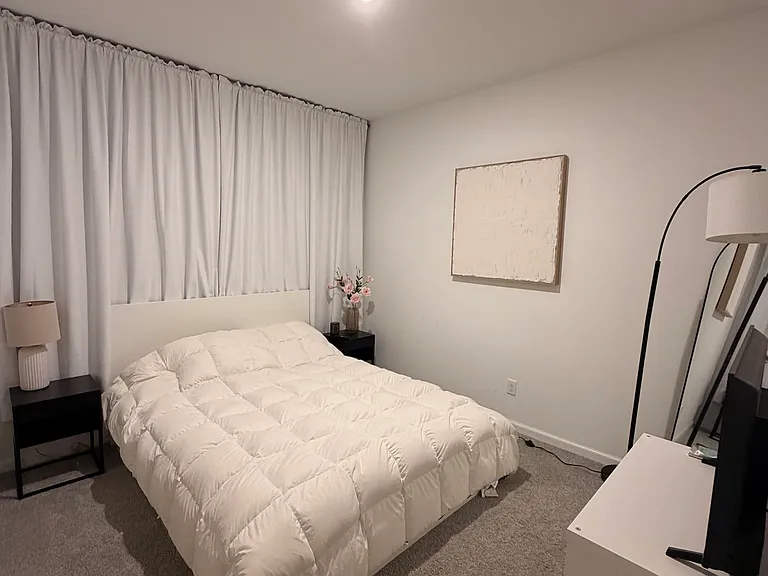 8831 W Dale Dr — Photo 1