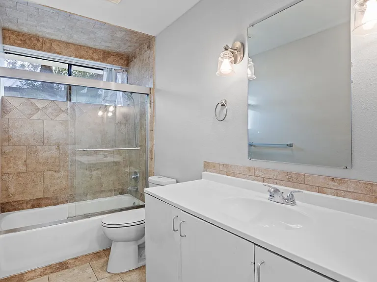 8642 Fredericksburg Rd #405 — Photo 17