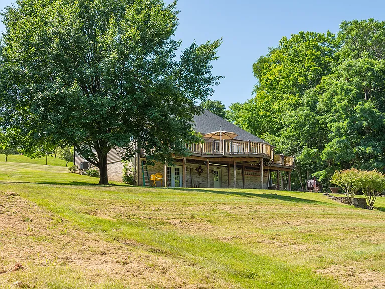 3054 Bedillion Rd — Photo 39