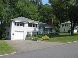 117 E Allen Ridge Rd, Springfield, MA 01118