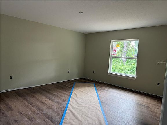 5th image of 13797 SE 40th Ct