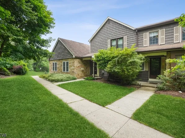 3 Purple Martin Dr, Allamuchy Twp., NJ 07840
