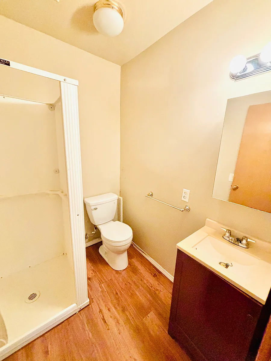 Building Photo - 407 NE 189th Ct