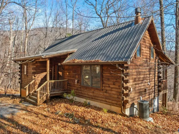 1677 Old Stoney Creek Rd, Nellysford, VA 22958