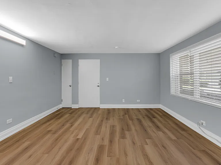 3725 N Harlem Ave #B — Photo 10
