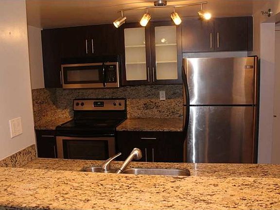 4th image of 800 N Miami Ave APT 1605