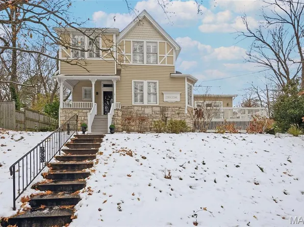 19 Ponca Trl, Saint Louis, MO 63122