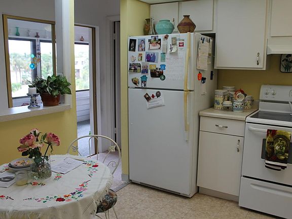 5th image of 1800 SE Saint Lucie Blvd APT 2-306
