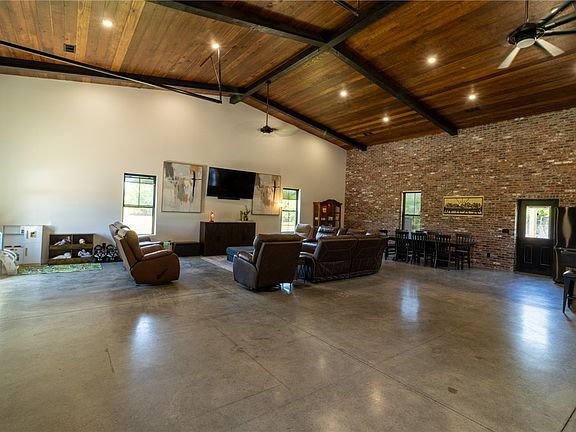 5th image of 1518 Lacy Dr