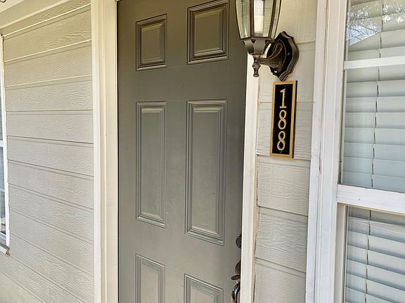 5th image of 1802 Jackson Ave W APT 188