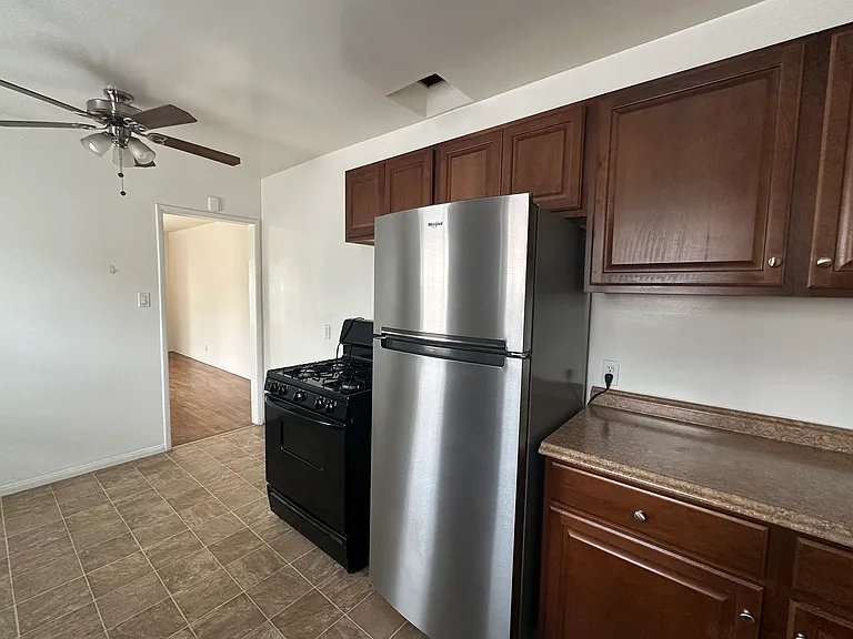 4107 Wade St — Photo 4