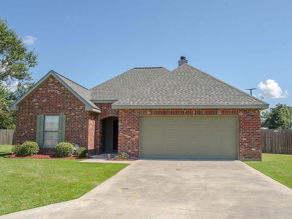 2nd image of 402 Quiet Meadows Dr #00