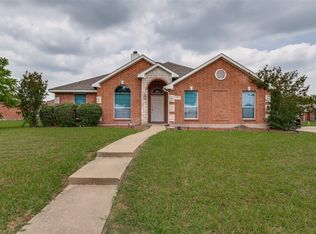 223 Troy Ln, Red Oak, TX 75154