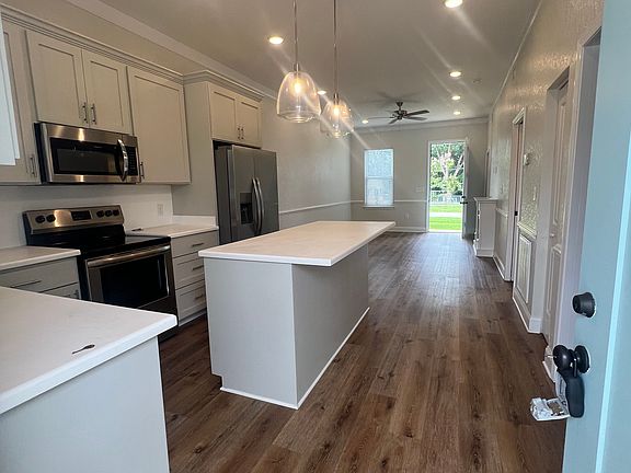 3rd image of 928 Remington Ave #107