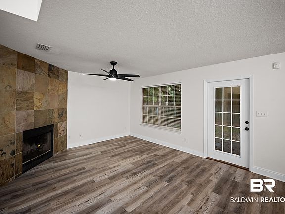 5th image of 101 Davison Loop