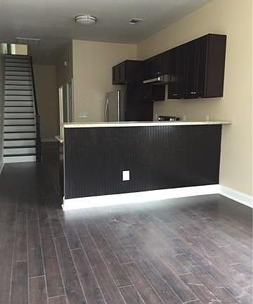 2nd image of 3206 2nd St