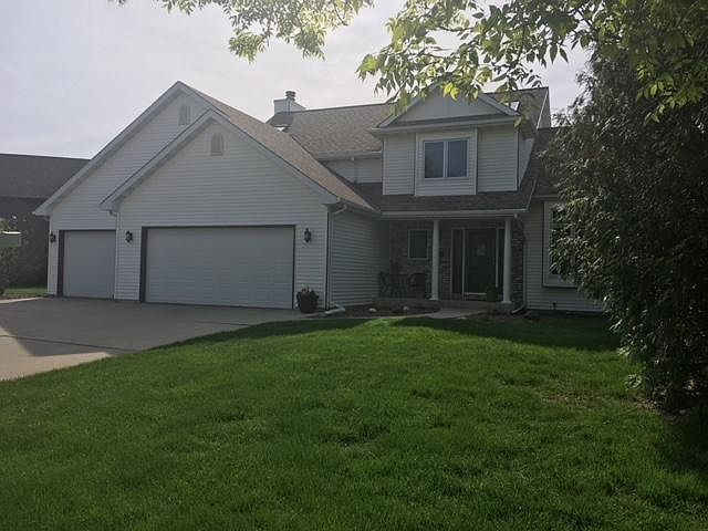 1st image of 611 S Hills Dr