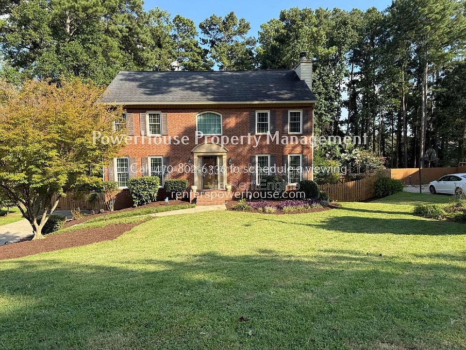 1st image of 790 Woodmont Dr