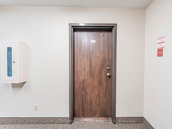 3rd image of 147 Edgehill Dr #G10