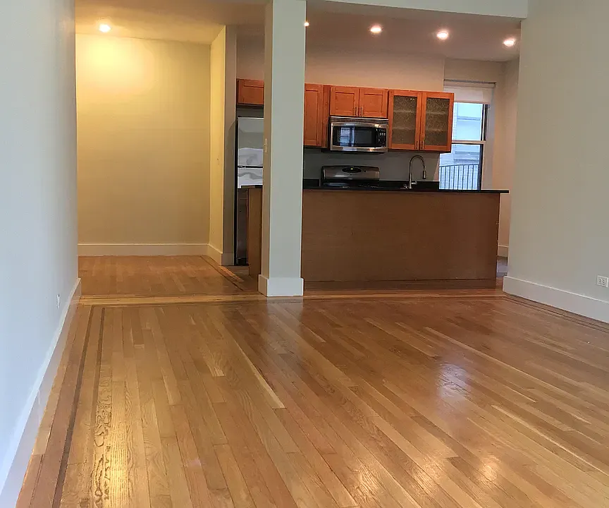 364 W 18th St #4K