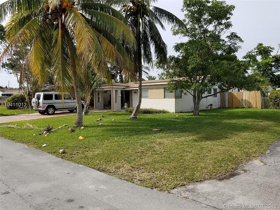 2nd image of 6711 SW 28th Ct