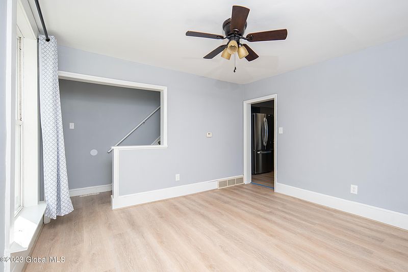 5th image of 205 15 Street