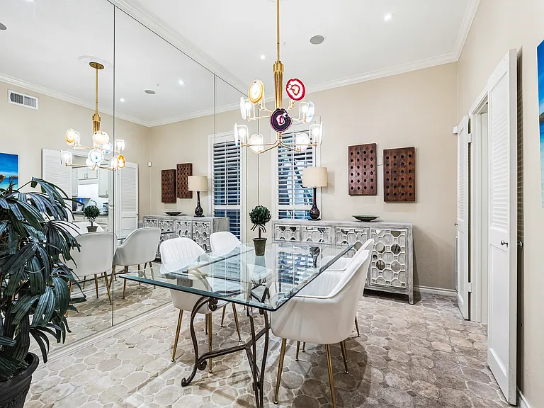 4517 Holland Ave #107 — Photo 3