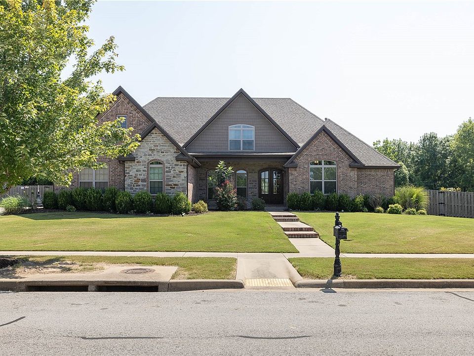 1st image of 2731 N Floral Ct