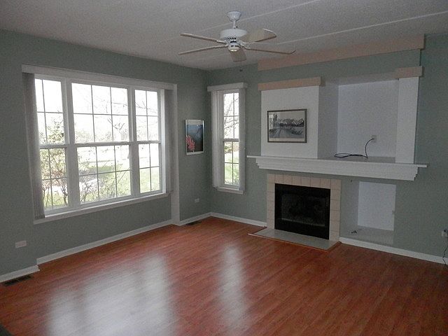 2nd image of 510 E Harvey Lake Dr